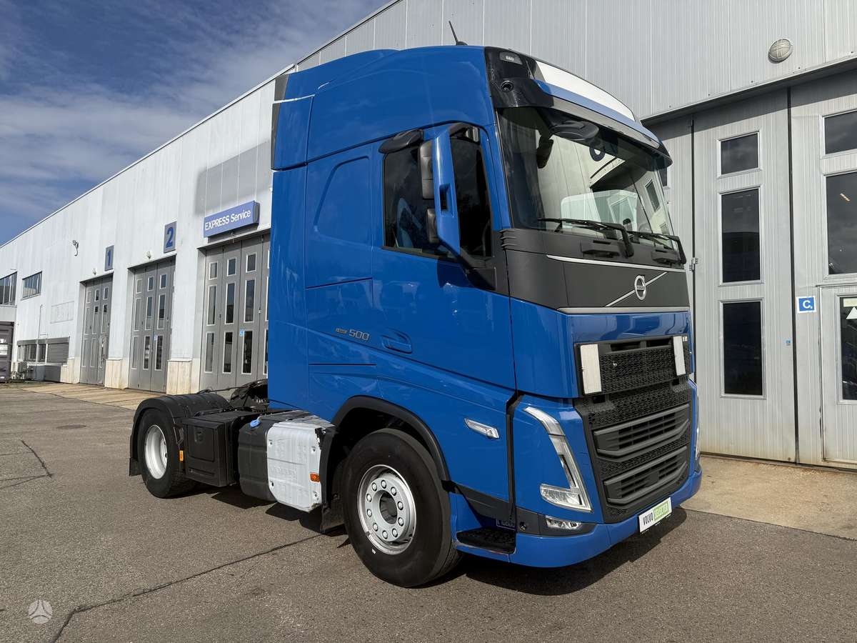 Volvo FH500TC Globetrotter, double sleeper