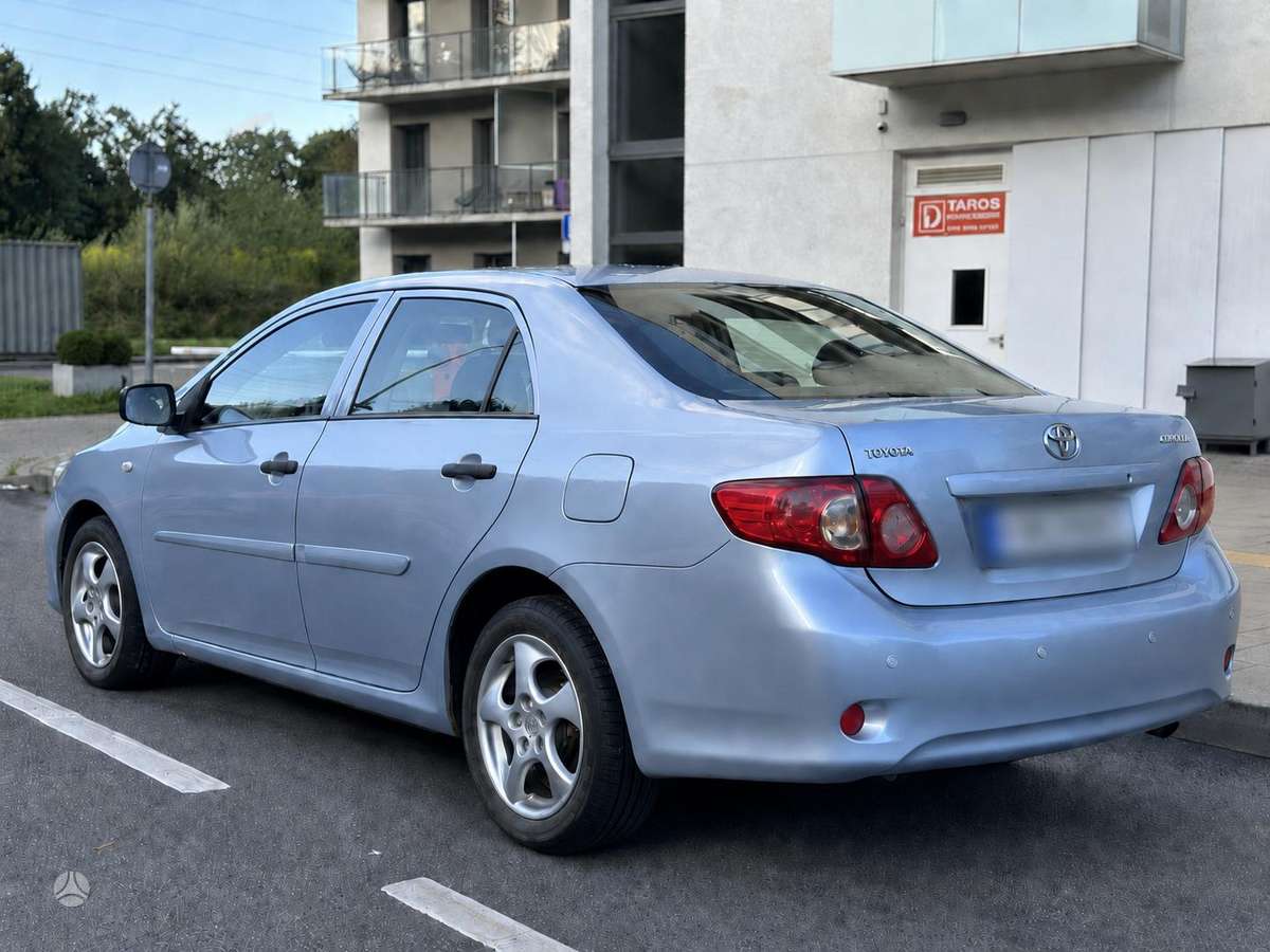 Toyota Corolla - 7