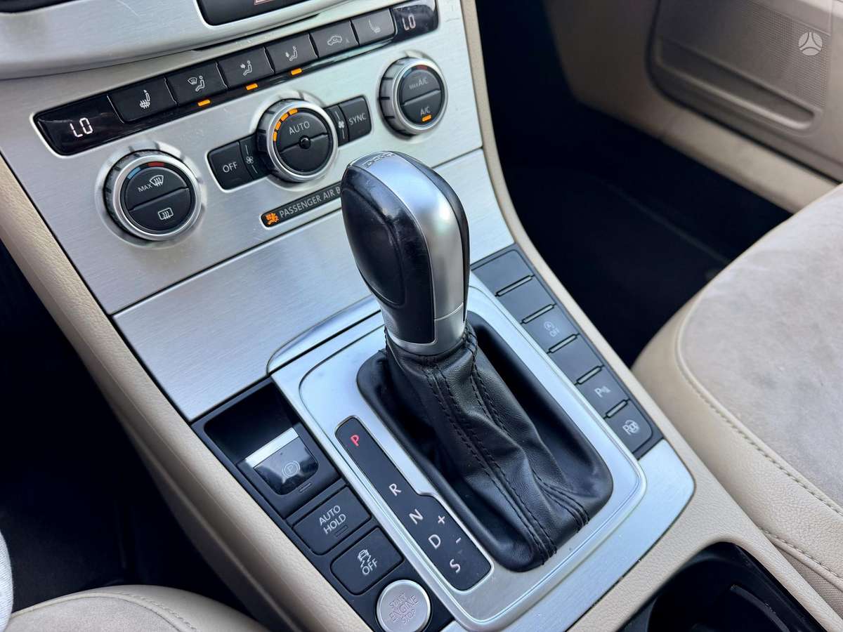 Volkswagen Passat, 2.0 l., Универсал