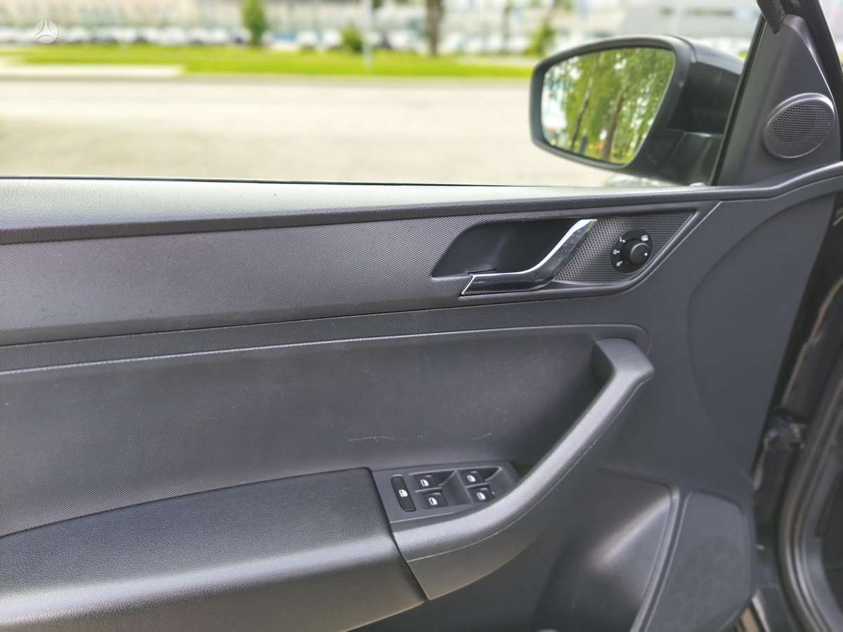 Skoda Rapid, 1.6 l., hatchback