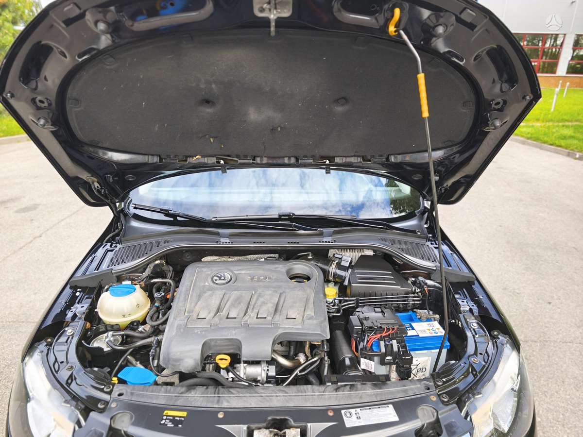 Skoda Rapid, 1.6 l., hatchback