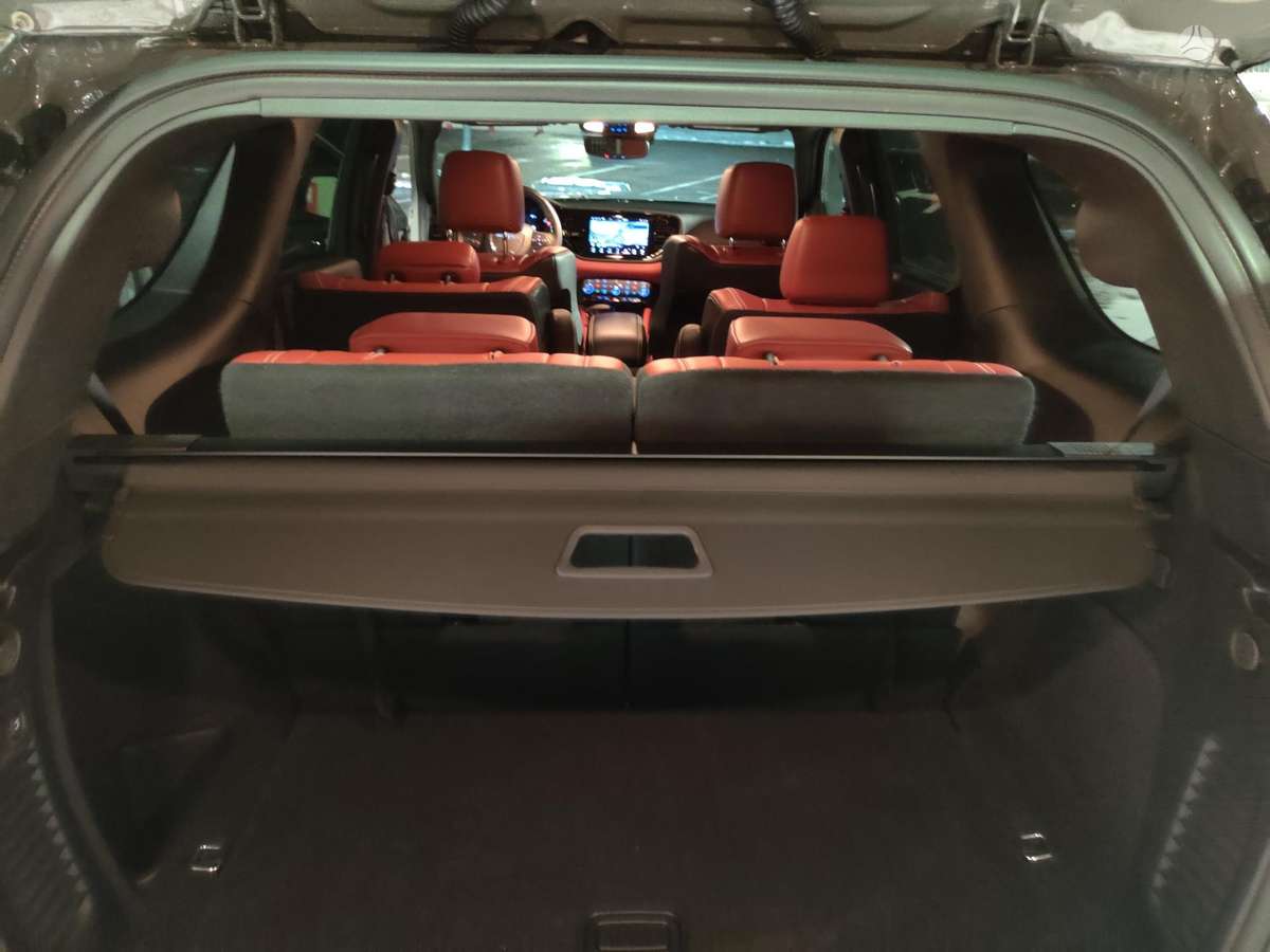 Dodge Durango, 6.4 l., off-road / crossover