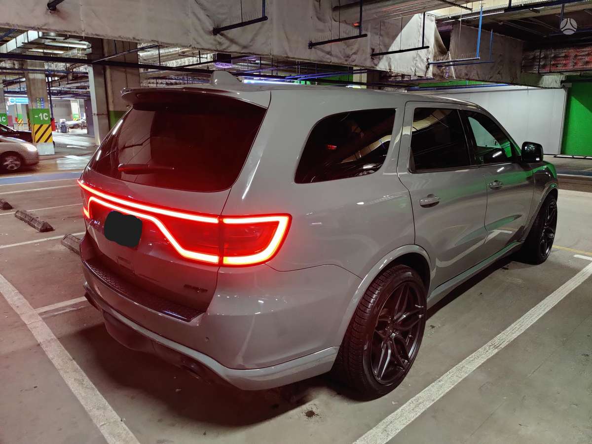 Dodge Durango, 6.4 l., off-road / crossover
