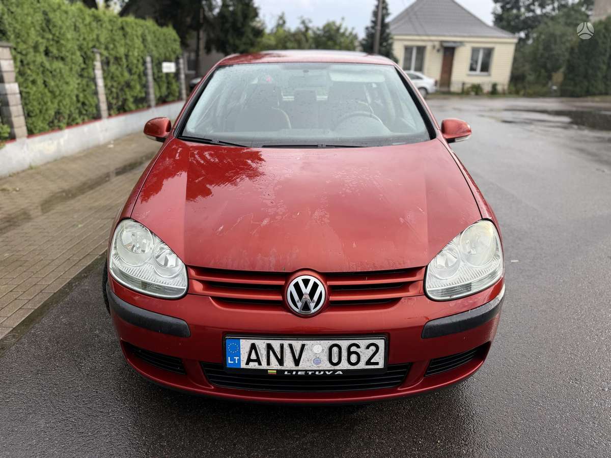 Volkswagen Golf - 3