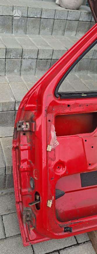 Volkswagen Golf durys