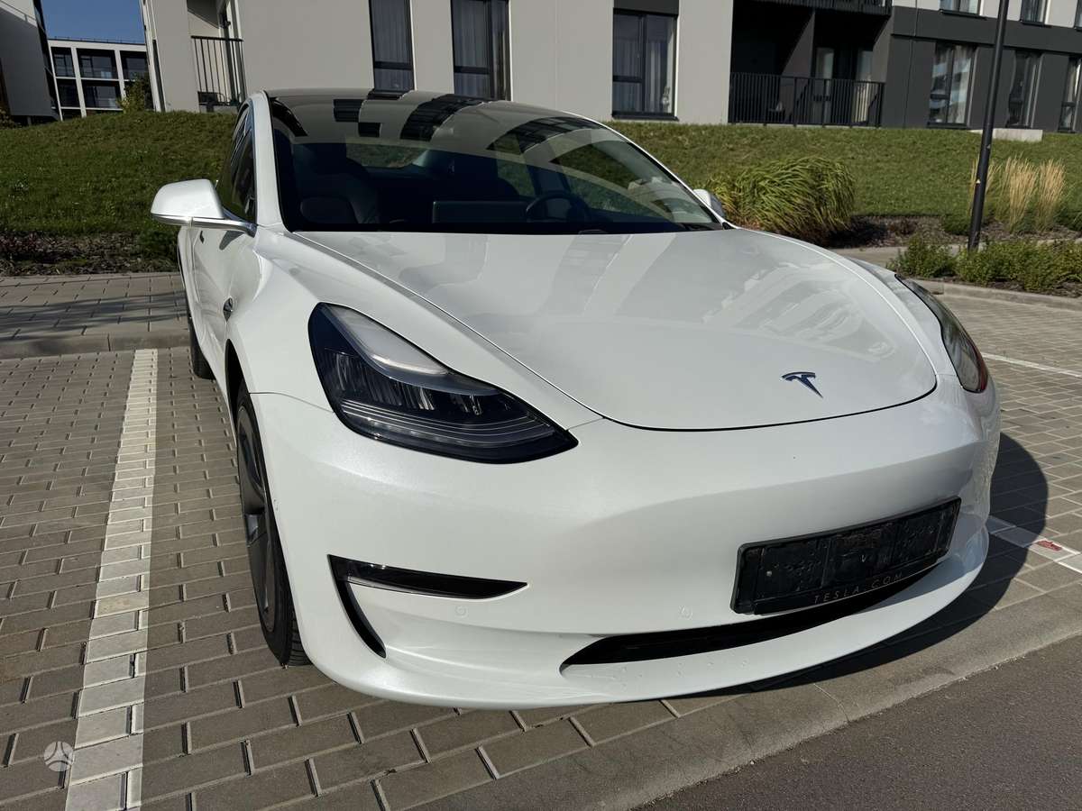 Tesla Model 3, 81 кВт·ч, Хэтчбек