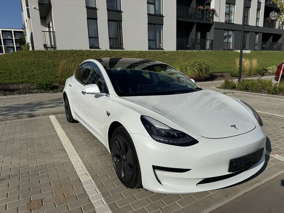 Tesla Model 3, 81 кВт·ч, Хэтчбек