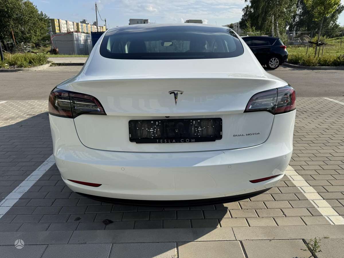Tesla Model 3, 81 kWh, hečbekas