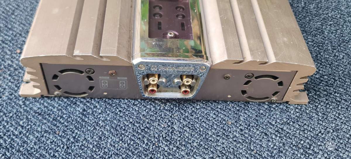 Pioneer Gm-x922, sound amplifiers