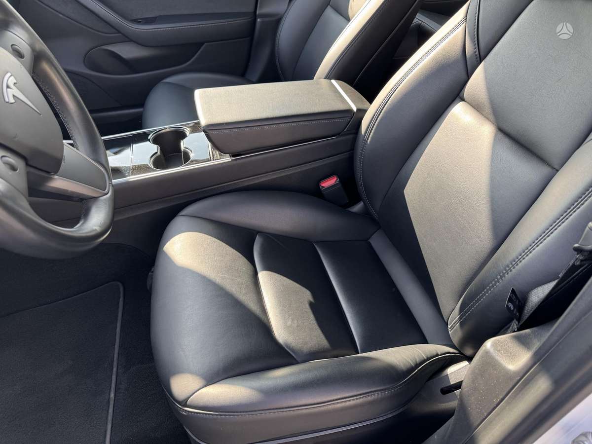 Tesla Model 3, 81 кВт·ч, Хэтчбек