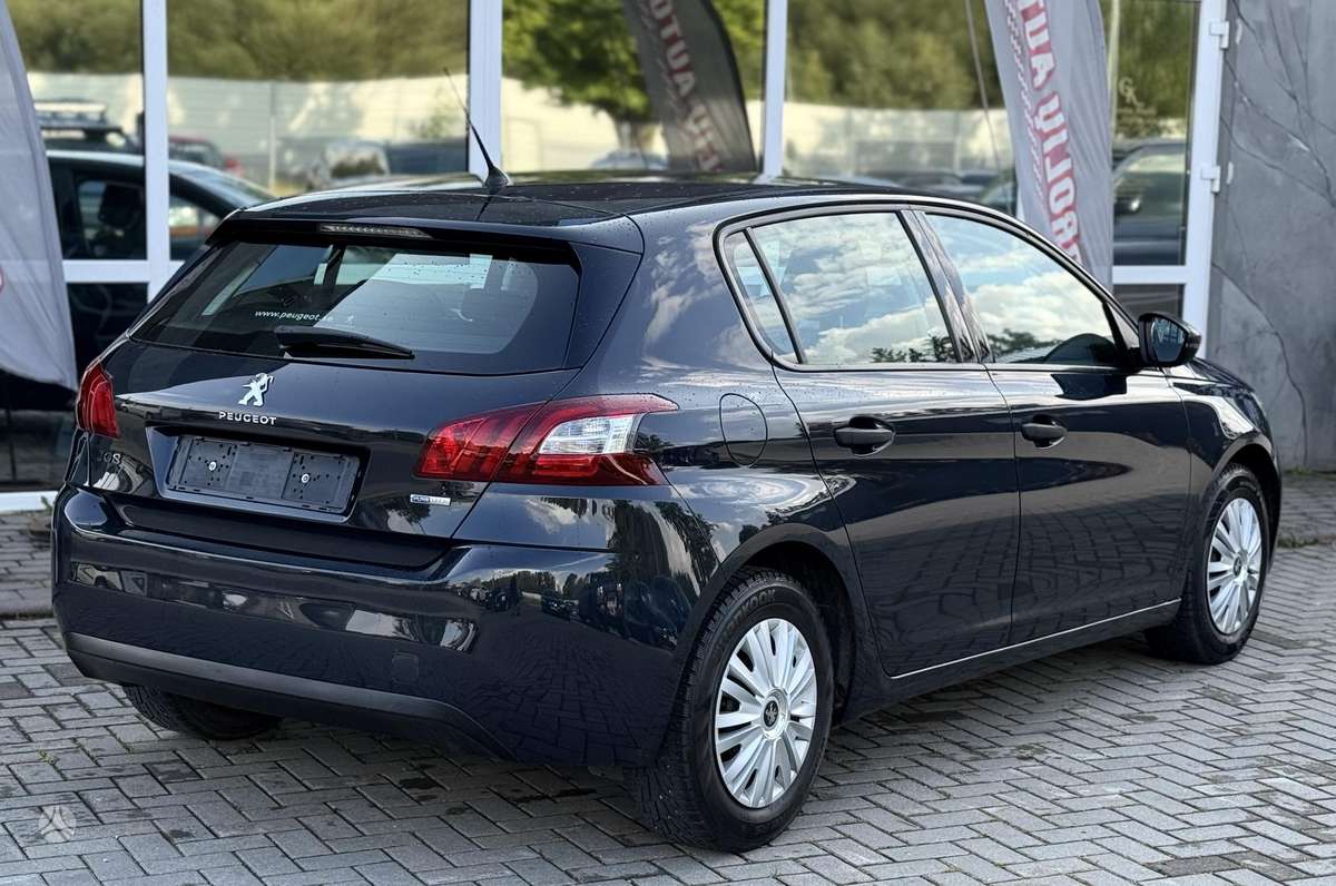 Peugeot 308, 1.2 l., hatchback