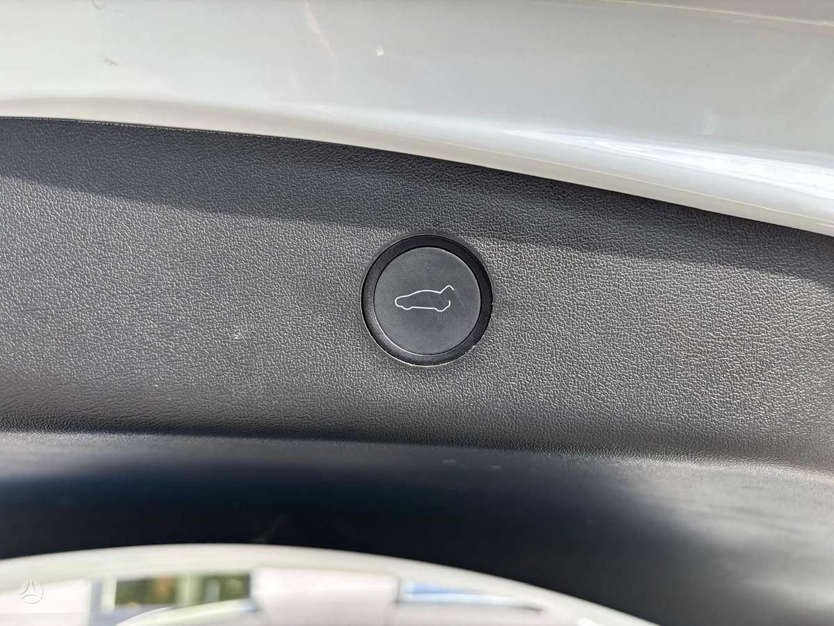 Tesla Model 3, 81 kWh, hečbekas