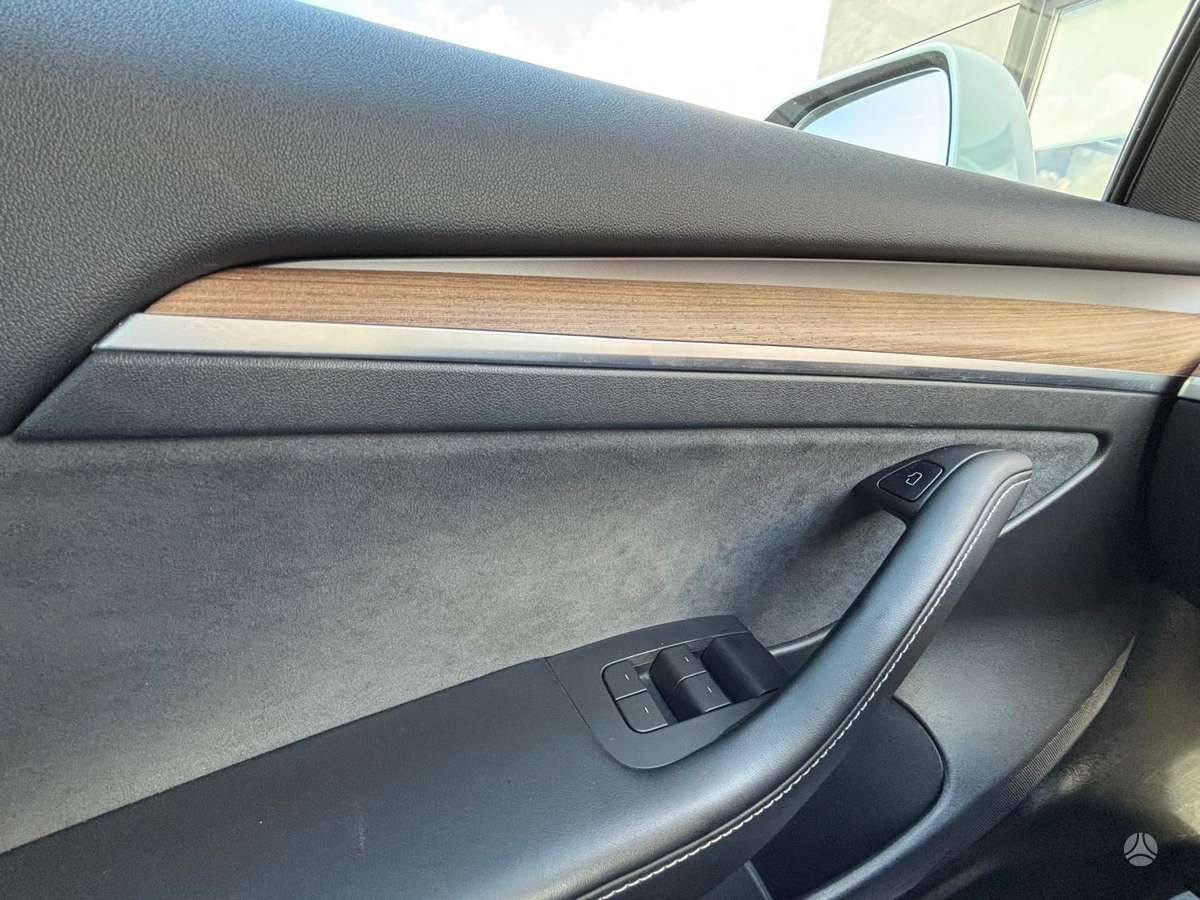 Tesla Model 3, 81 kWh, hečbekas