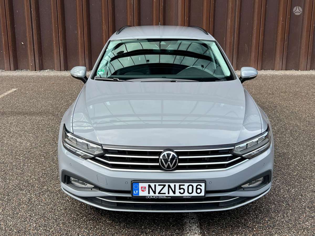 Volkswagen Passat - 2