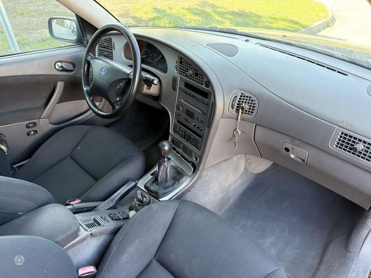 Saab 9-5, 2.2 l., saloon / sedan