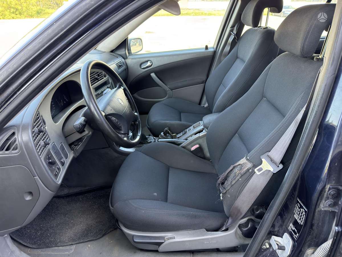 Saab 9-5, 2.2 l., saloon / sedan