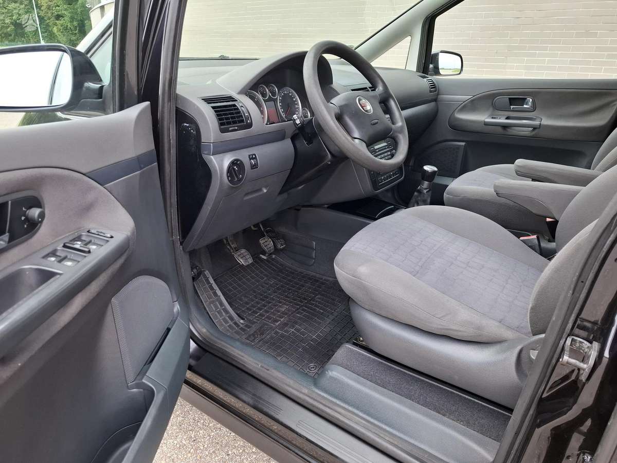 SEAT Alhambra - 11