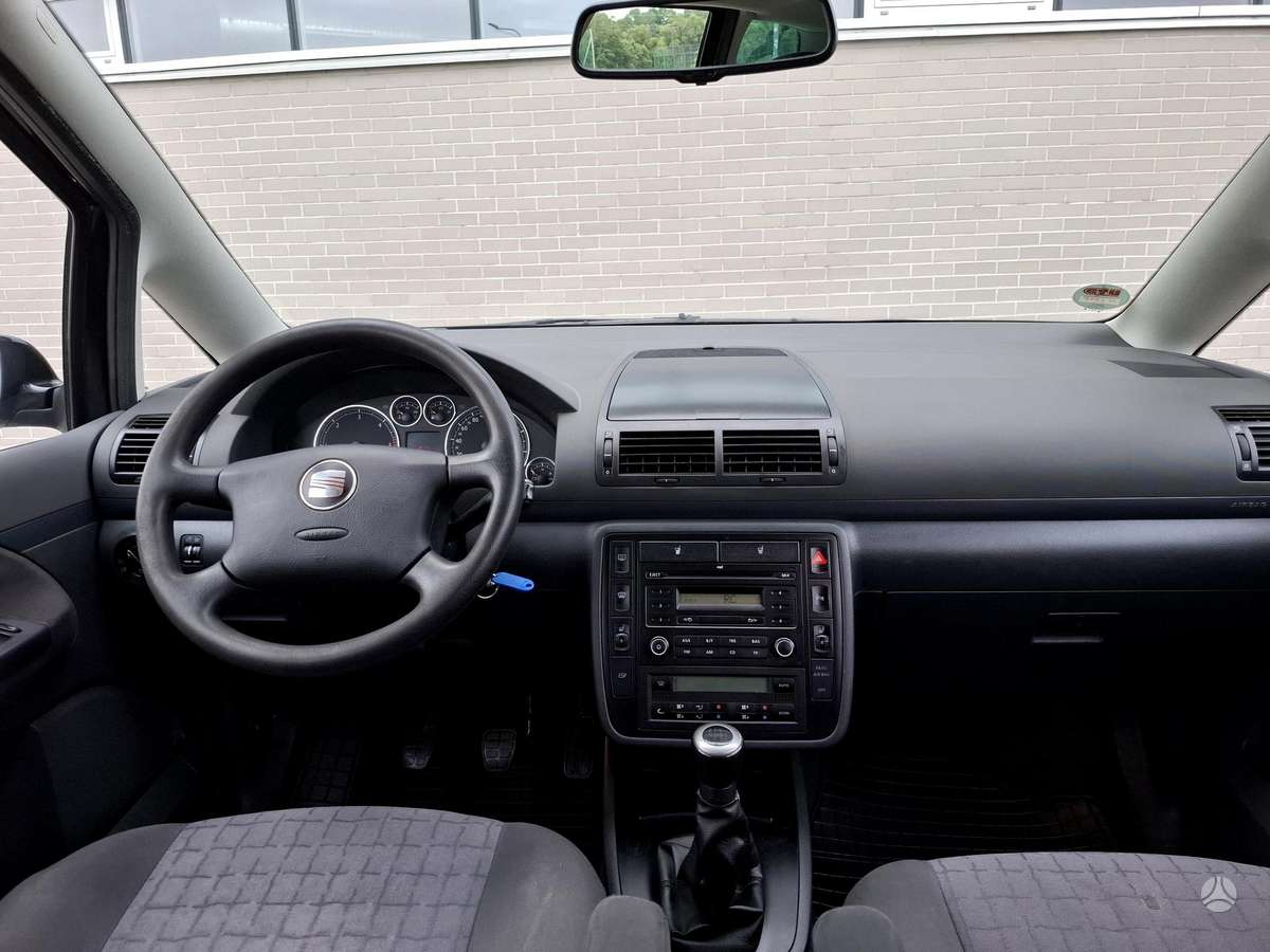 SEAT Alhambra - 10