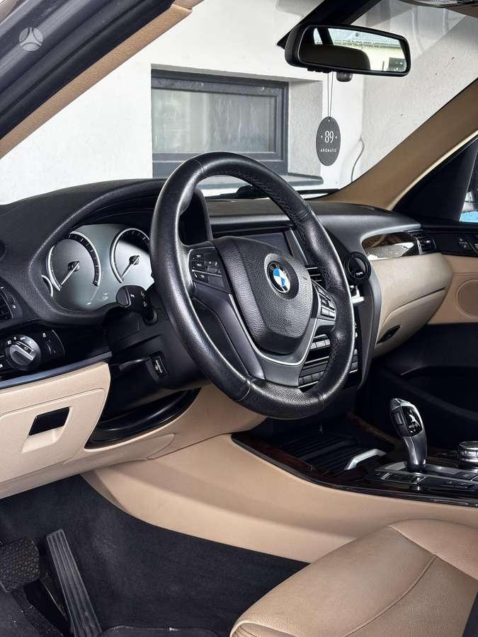 BMW X3, 2.0 l., off-road / crossover