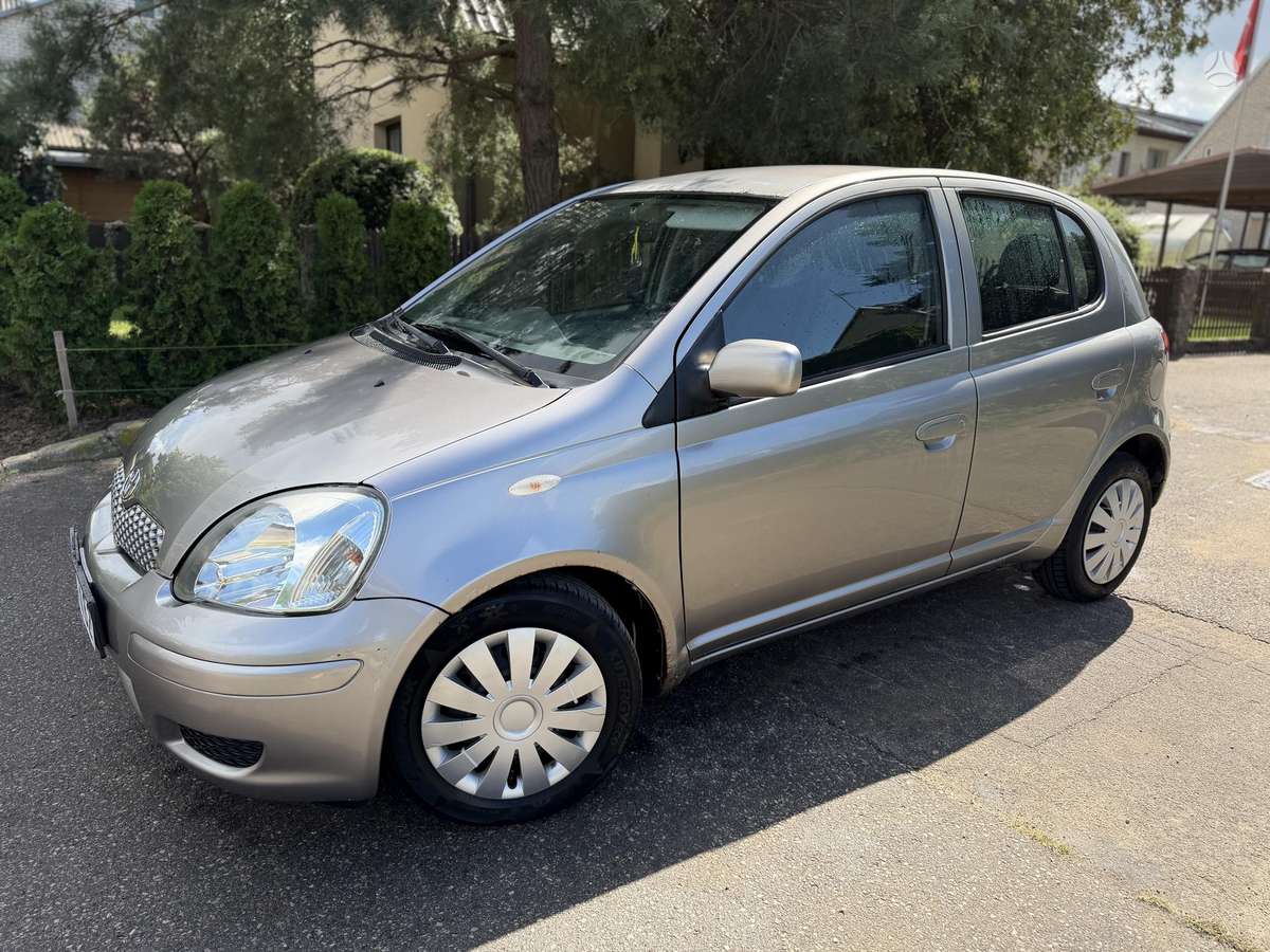 Toyota Yaris - 2