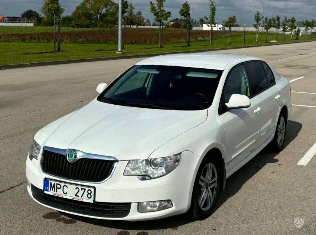 Skoda Superb, 1.6 l., Хэтчбек