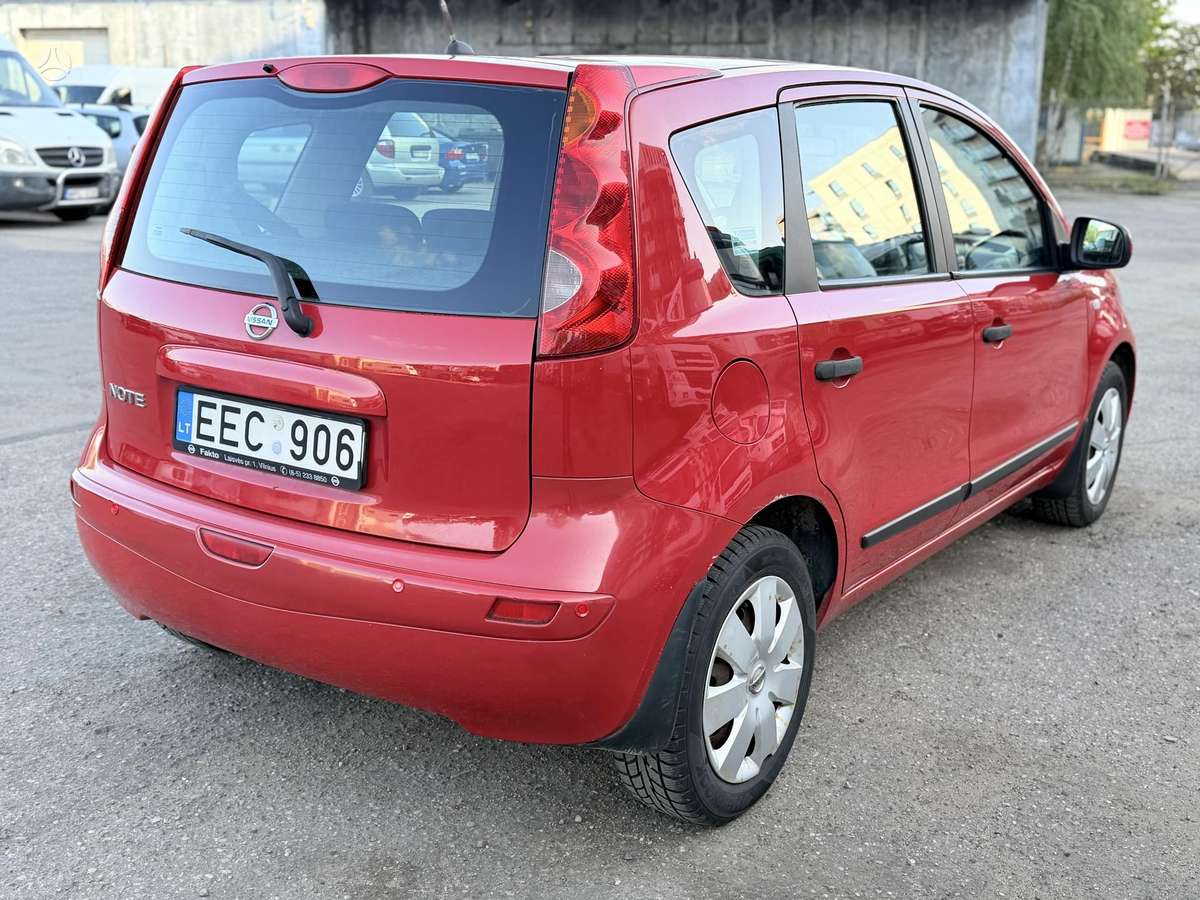 Nissan Note, 1.4 l., Хэтчбек