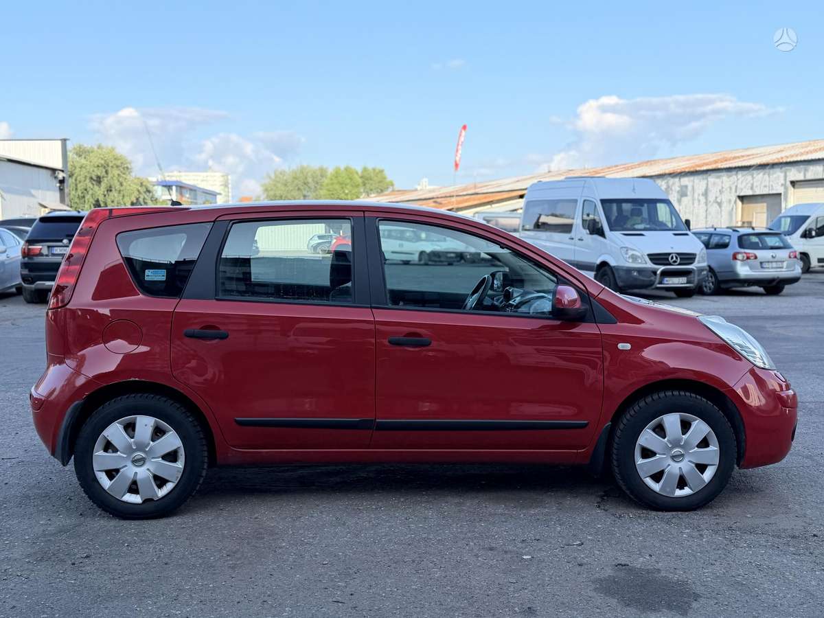 Nissan Note, 1.4 l., Хэтчбек