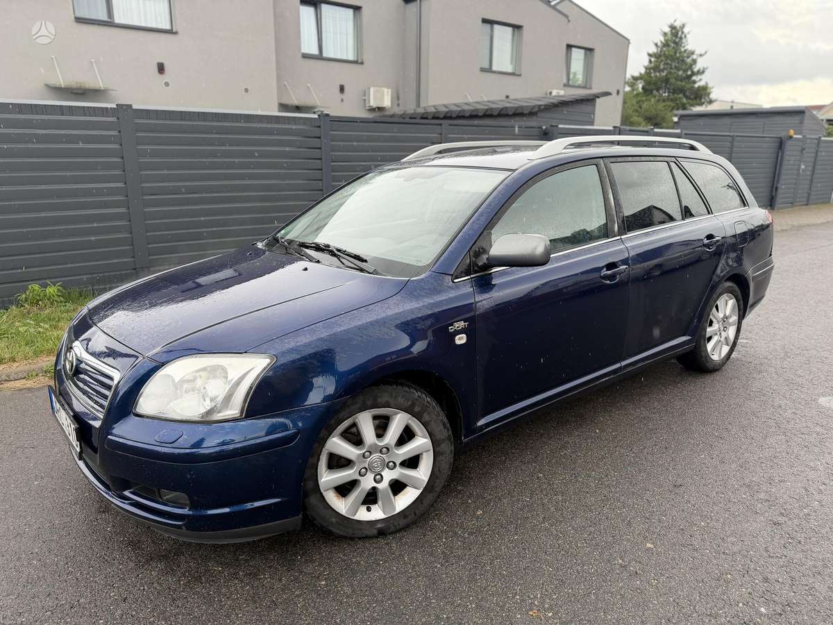 Toyota Avensis - 2