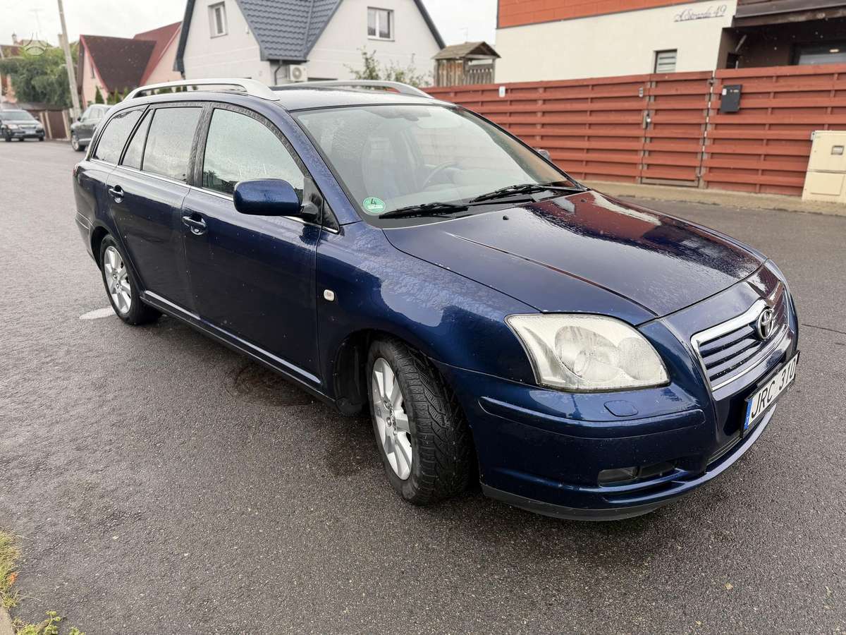 Toyota Avensis, 2.2 l., Универсал