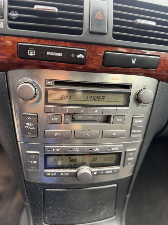 Toyota Avensis, 2.2 l., Универсал