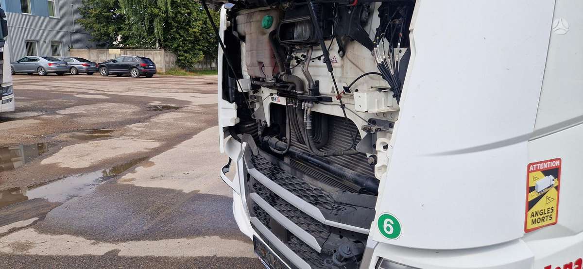 DAF XG, vilkikai