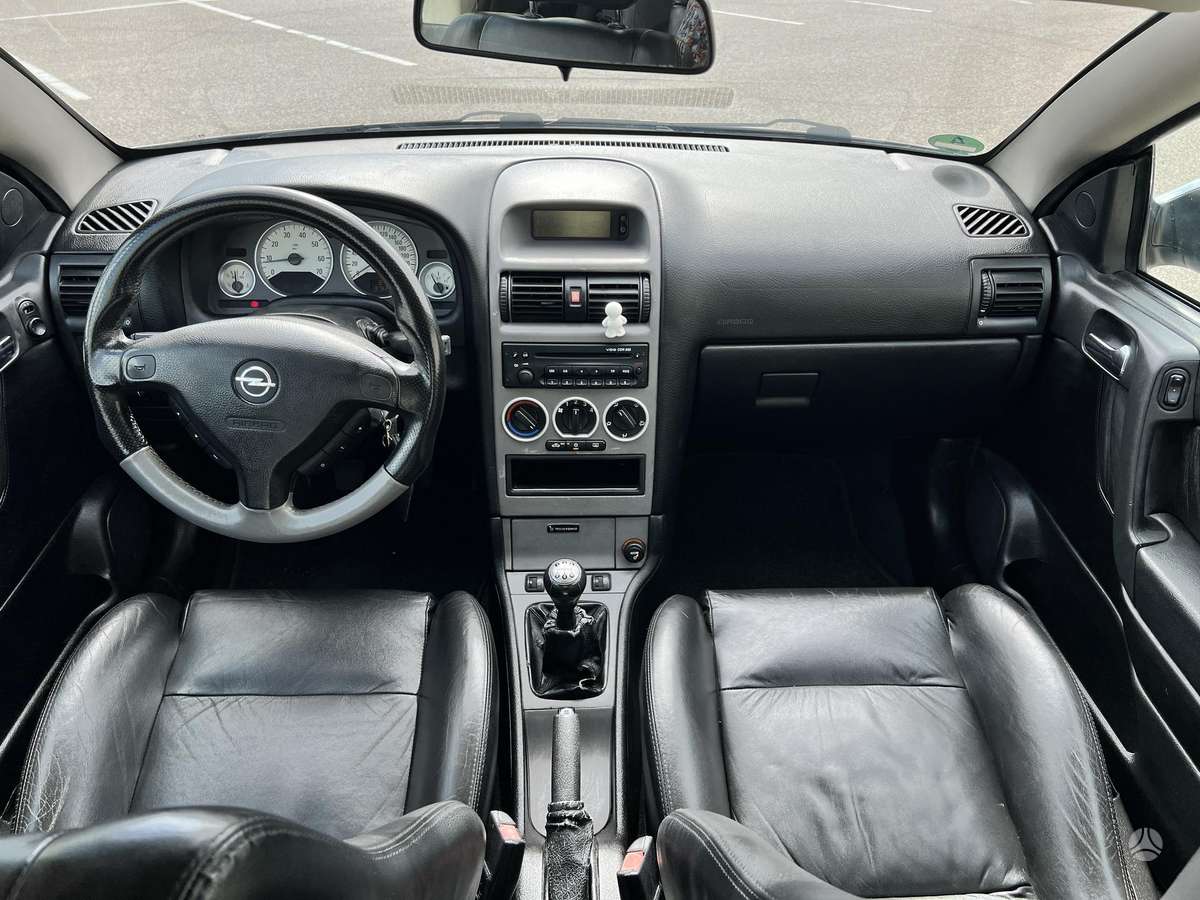 Opel Astra, 2.2 l., Купе (coupe)