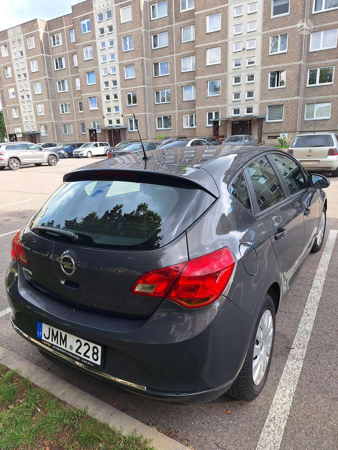 Opel Astra, 1.6 l., Хэтчбек