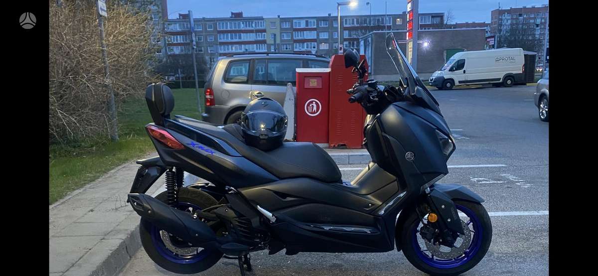 Yamaha XMAX 125 125cc, scooters / mopeds