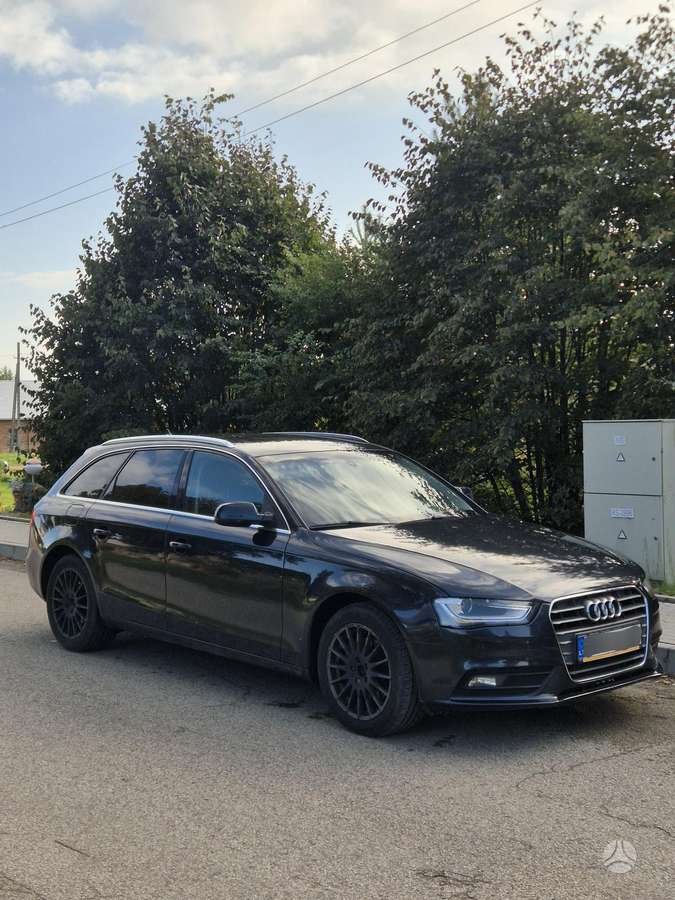Audi A4, 1.8 l., Универсал