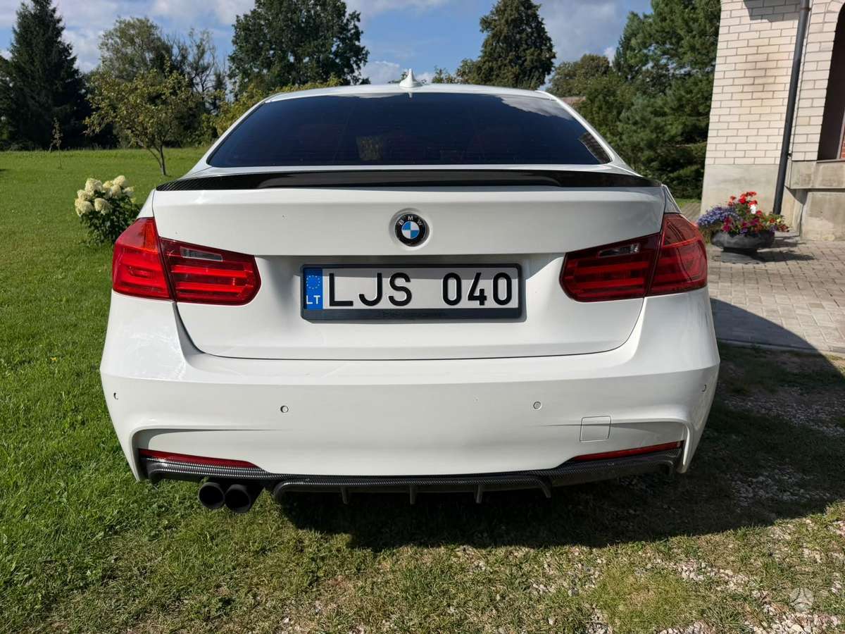 BMW 320, 2.0 l., Седан