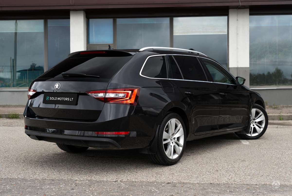 Skoda Superb, 1.8 l., wagon