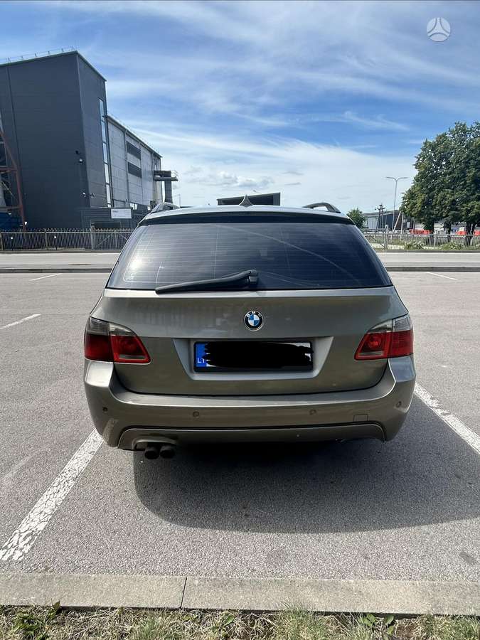 BMW 525, 2.5 l., Универсал