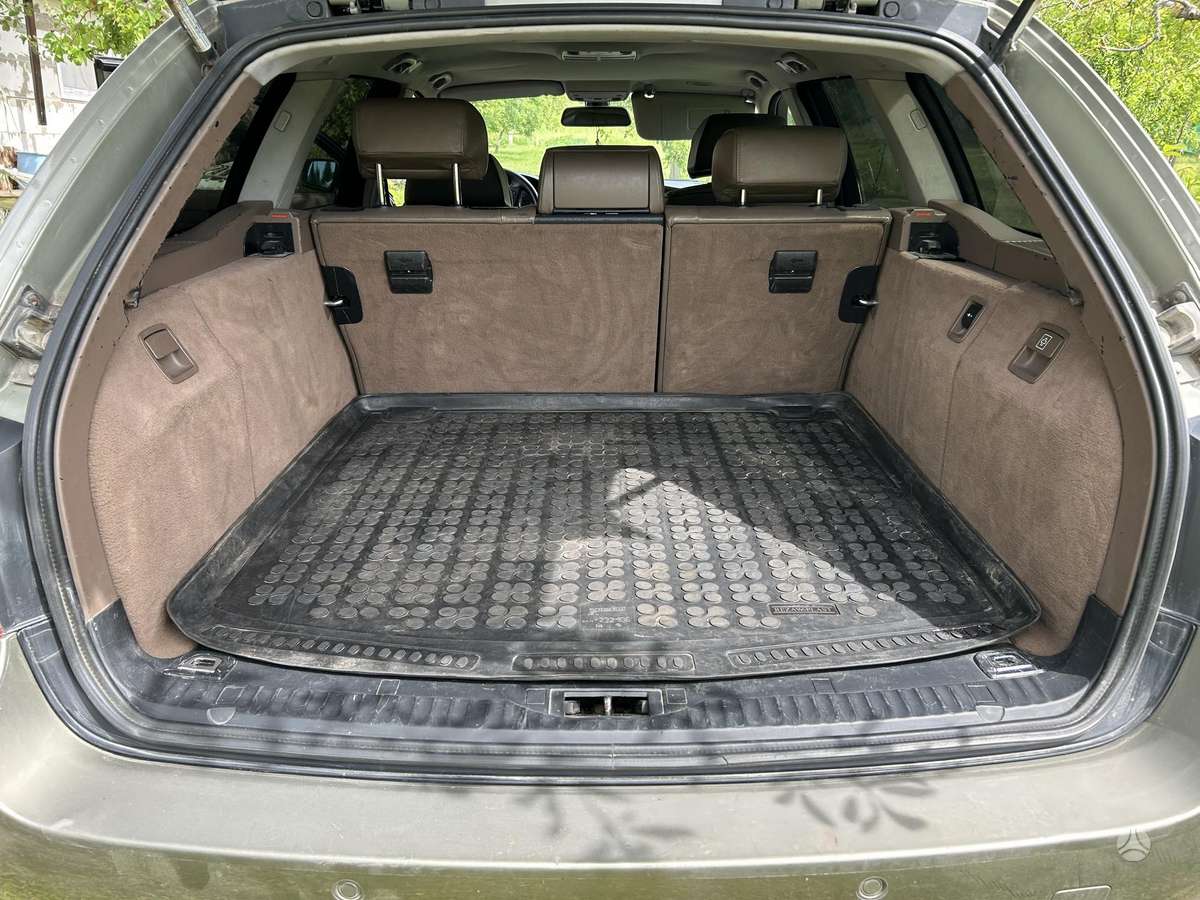 BMW 525, 2.5 l., Универсал