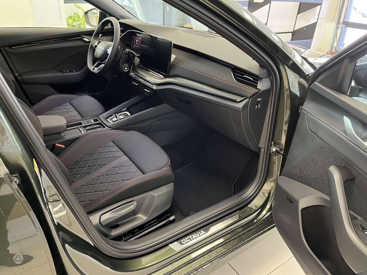 Skoda Octavia, 2.0 l., hatchback