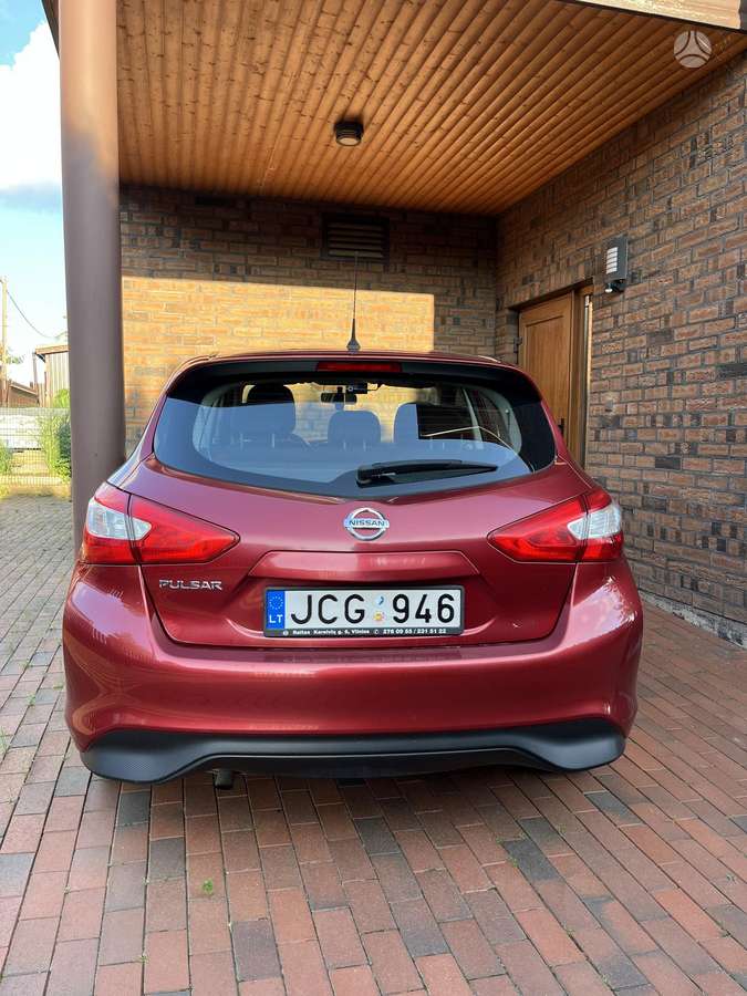 Nissan Pulsar, 1.2 l., hatchback