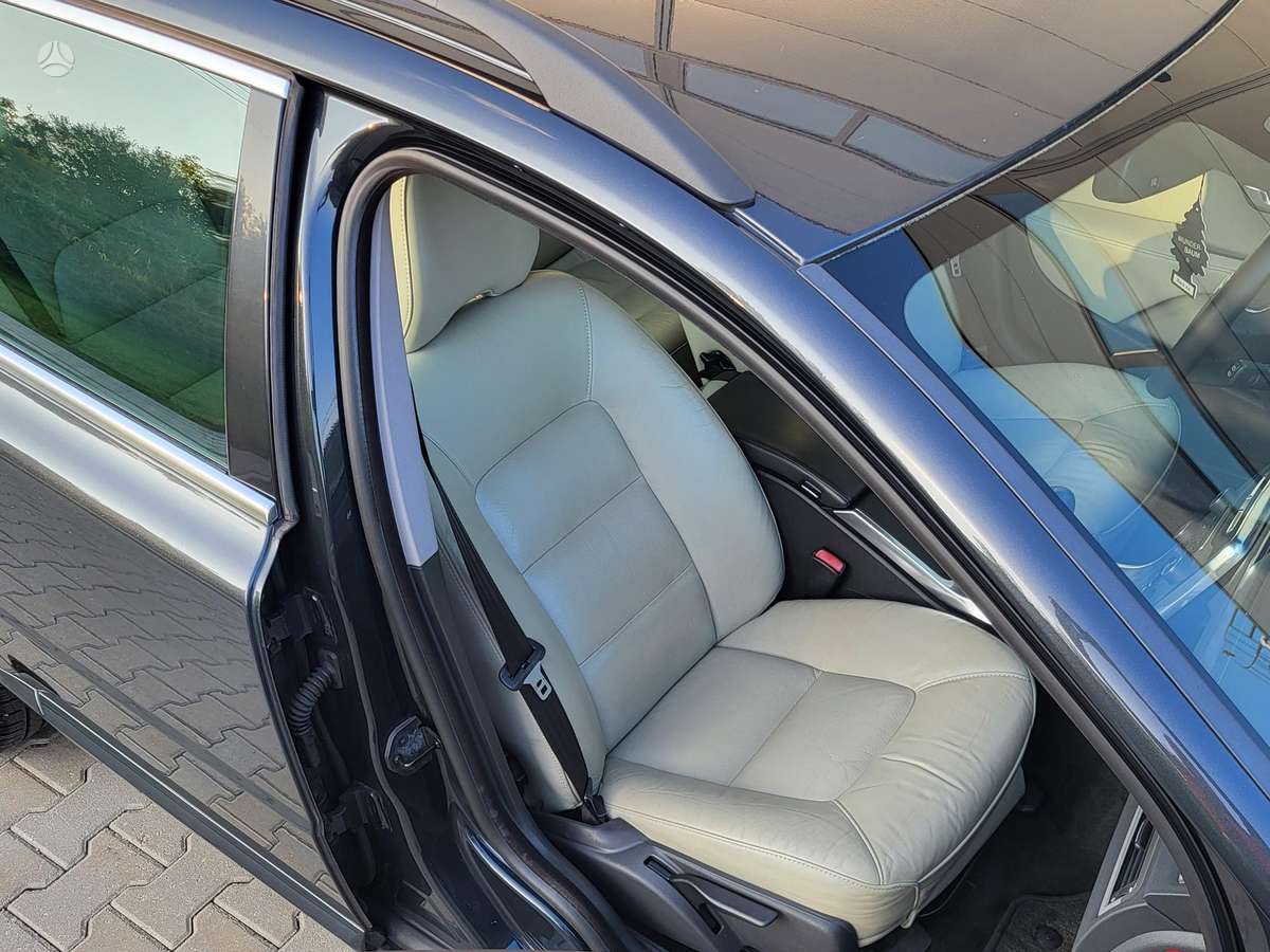 Volvo V70, 2.0 l., Универсал