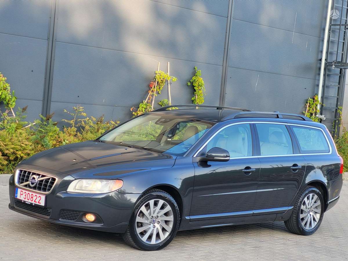 Volvo V70, 2.0 l., Универсал