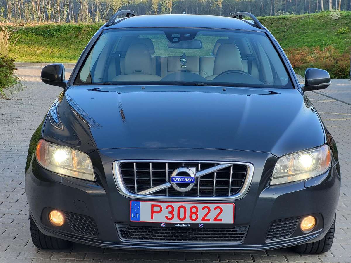 Volvo V70, 2.0 l., Универсал