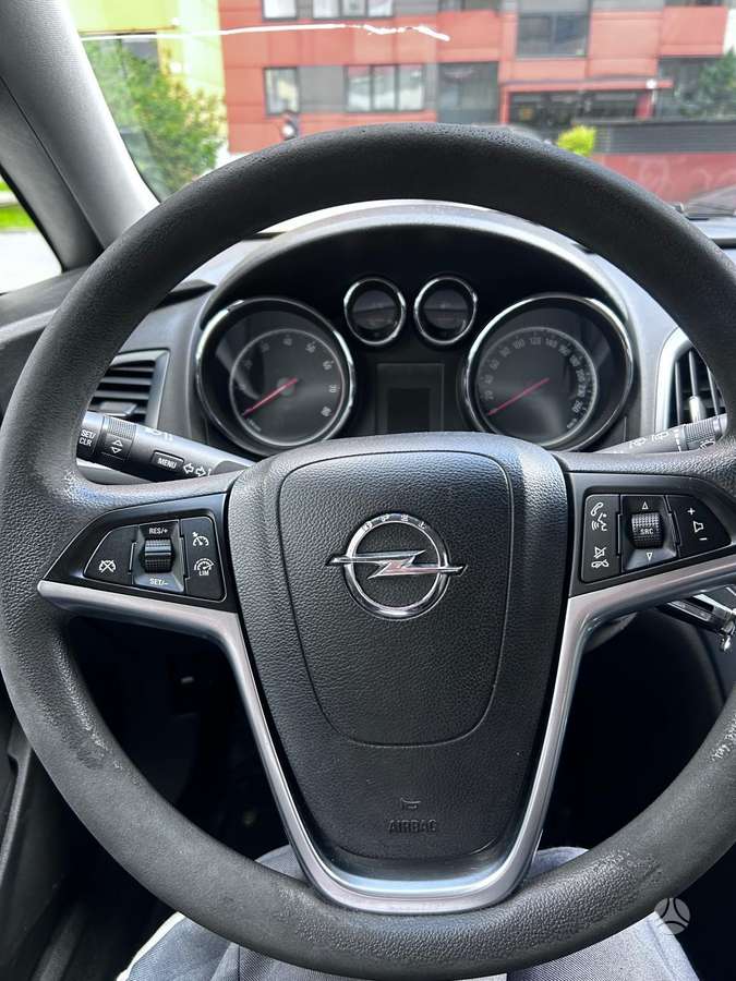 Opel Astra, 1.6 l., hatchback