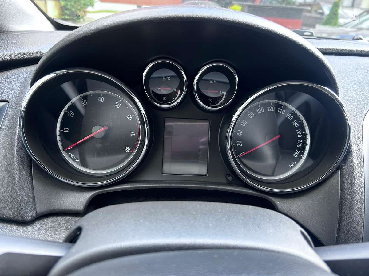 Opel Astra, 1.6 l., hatchback