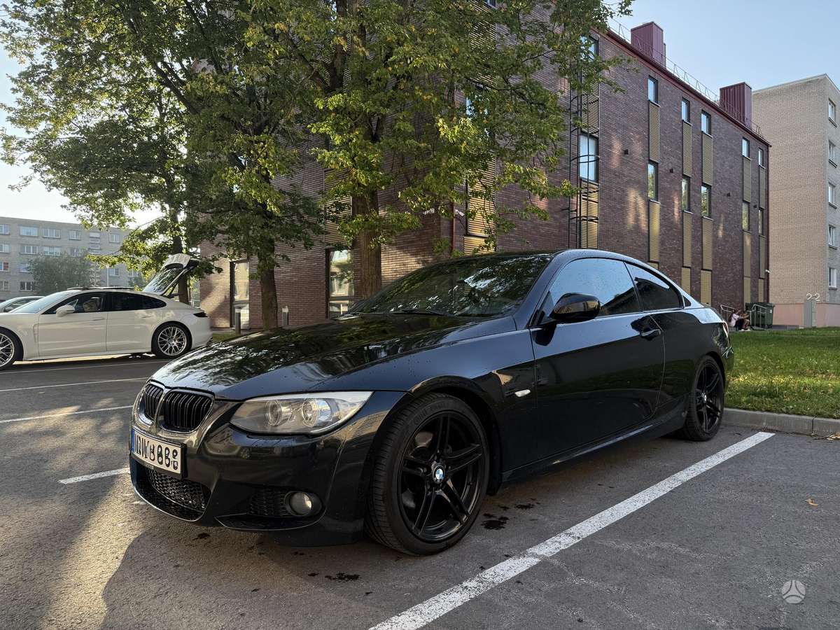 BMW 320, 2.0 l., Купе (coupe)