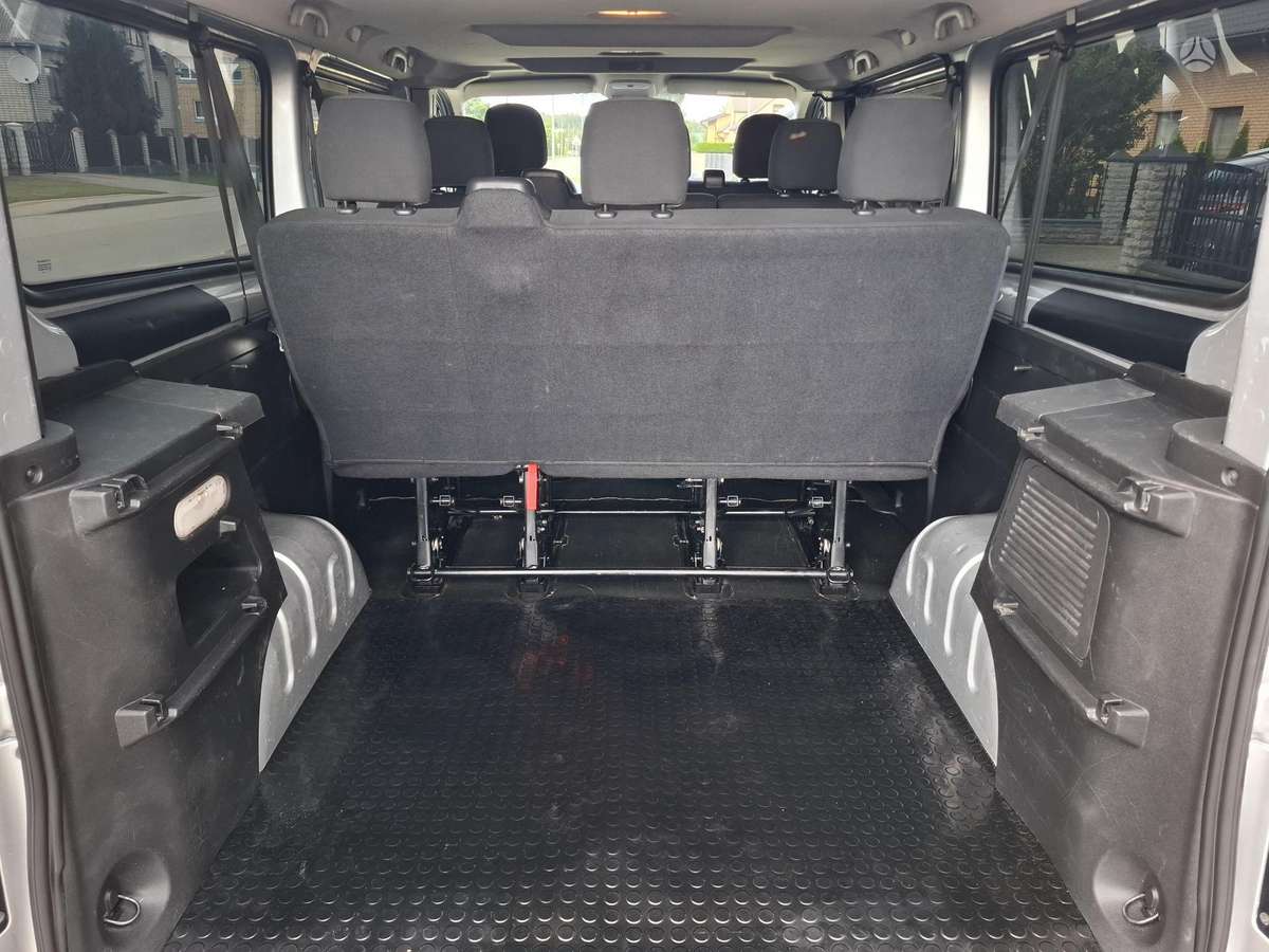 Renault Trafic, 2.0 l., mpv / minivan