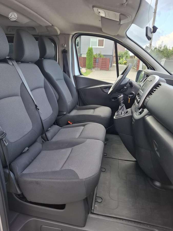 Renault Trafic - 12