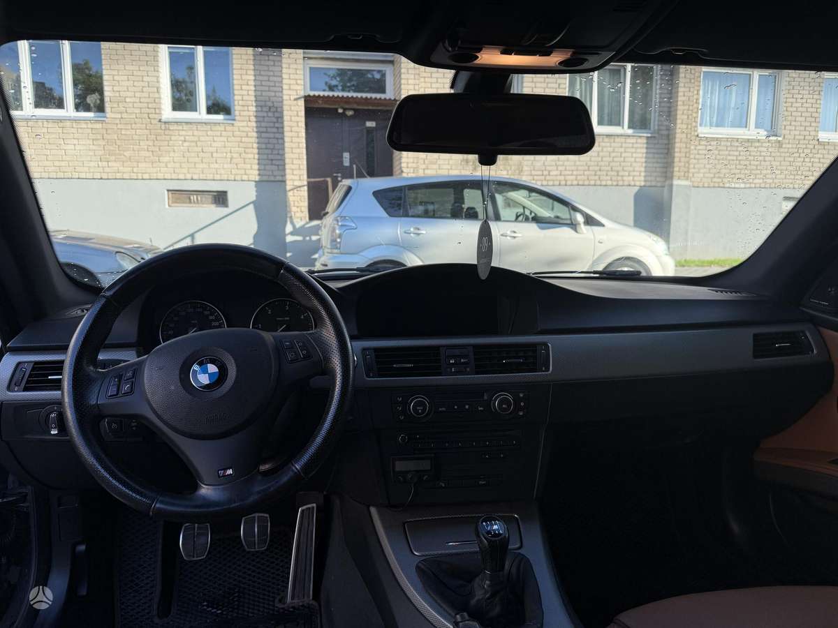 BMW 320, 2.0 l., coupe
